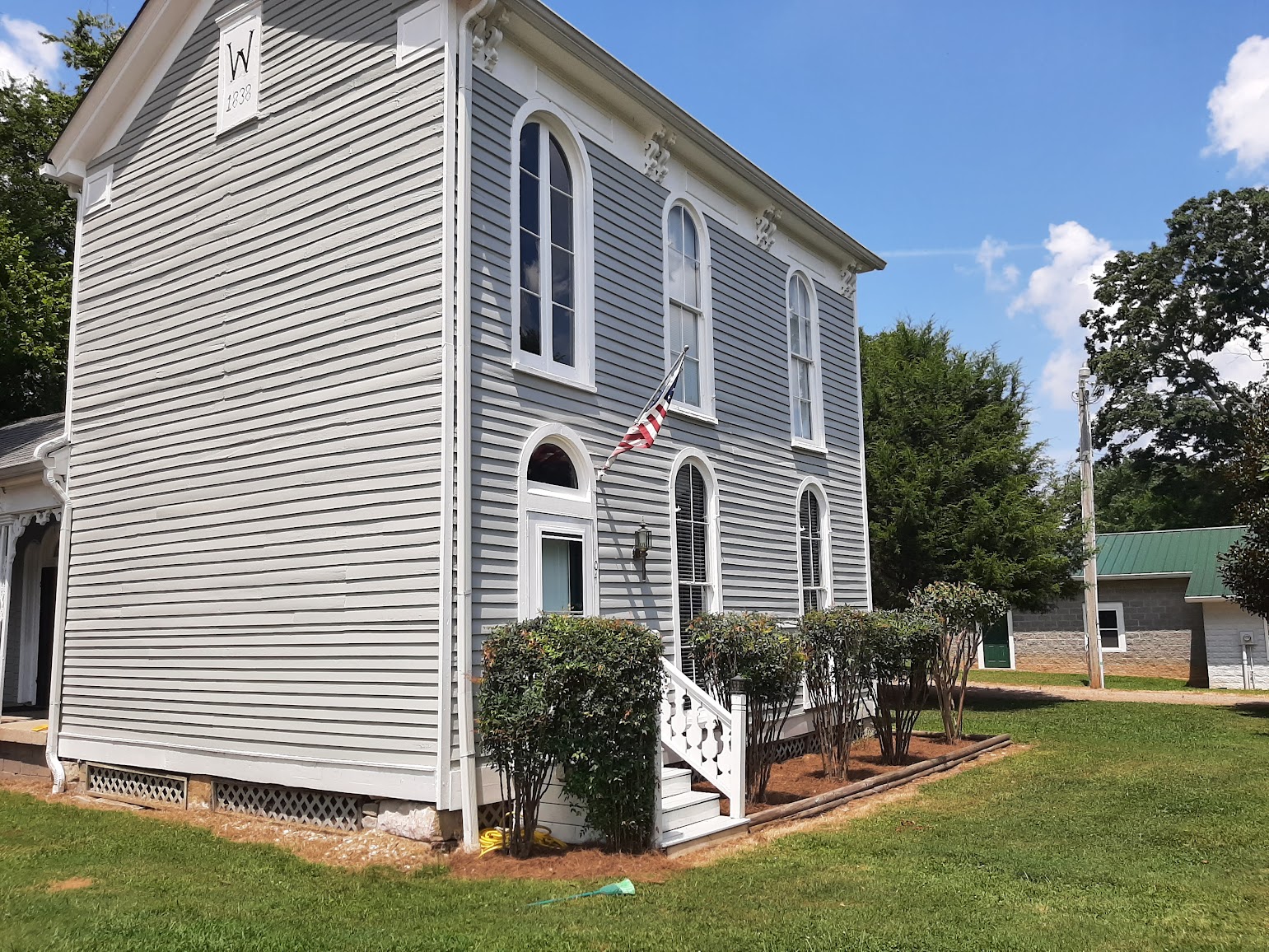 104 N. Cedar